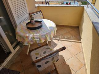 APPARTAMENTO ARREDATO CON GIARDINO IN POSIZIONE TRANQUILLA