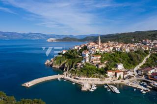 CASA IN PIETRA DA RISTRUTTURARE - OTTIMA OPPORTUNITÀ PER SPAZI COMMERCIALI