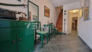 DOPPIA CASA IN PIETRA PRIMA FILA AL MARE
