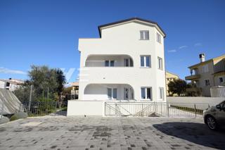 CASA DI PENSIONE CON PIÙ UNITÀ - OPPORTUNITÀ DI INVESTIMENTO NELLA RISTORAZIONE