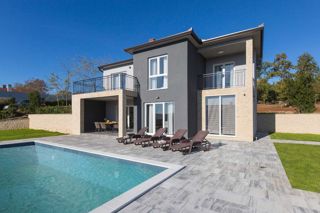 Casa con piscina e vista panoramica, zona Labin