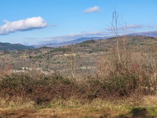 Terreno edificabile con una bella vista, l'ultimo nella zona di costruzione