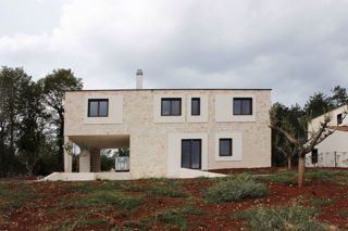 Casa di lusso con piscina riscaldata, zona di Visignano