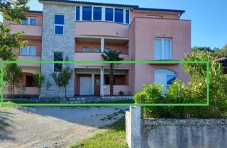 Labin, piano terra di un edificio di 167,30 mq 