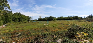 Isola di Krk, parte ovest dell'isola, Milohnić, terreno con progetto per costruzione, 1654 m2 in ottima posizione, vendita