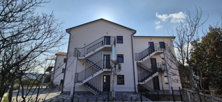 Uvala Soline, isola di Krk, appartamento bilocale al piano terra, giardino, nuova costruzione, in vendita