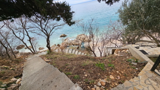 Isola di Krk, Stara Baška, casa in pietra, indipendente, 60 m dal mare, vista sul mare, parcheggio, in vendita