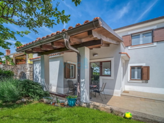 Isola di Krk, Dobrinj, Kras, casa semi-indipendente 169m2, in vendita