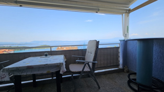 Isola di Krk, Njivice, appartamento 50m2, 2° piano, terrazza, balcone, vista mare, in vendita