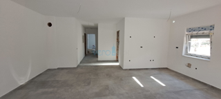 Uvala Soline, isola di Krk, zona, appartamento bilocale al piano terra, giardino, nuova costruzione, in vendita