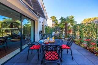 Isola di Krk, Malinska, appartamento moderno al piano terra, giardino, 300 m dal mare e dalla spiaggia, in vendita