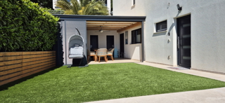 Omišalj, isola di Krk, moderno appartamento trilocale, 10 m dal mare, vista, giardino, vendita