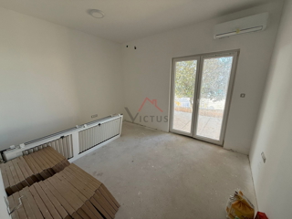 CRIKVENICA - Monolocale con soggiorno e angolo cottura, appartamento con terrazza, 35 m2