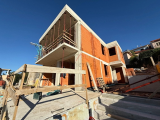 CRIKVENICA - Villa indipendente con due appartamenti e piscina