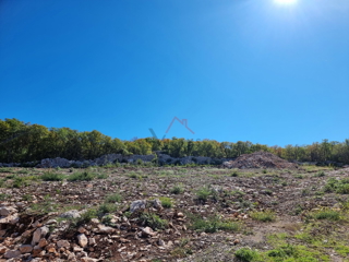 KLENOVICA - terreno a 200 m dal mare