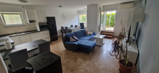 Zara, Diklovac, appartamento soleggiato con terrazza giardino (77,50 m2)