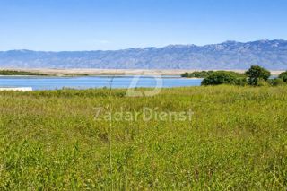 Terreno di 1818 m2 con vista mare a Privlaka