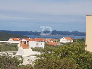 Terreno di 1486 m2 con vista sul mare a Debeljak