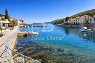 Terreno incantevole con vista mare - Božava (Zadar)