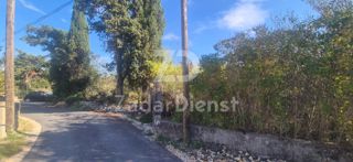 Terreno con grande potenziale di 1672 m2