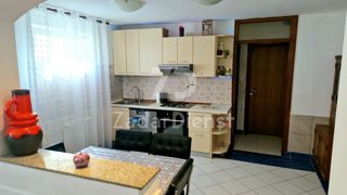 Appartamento seminterrato di 83 m2 a Zara