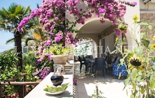 Casa sulla spiaggia in vendita, zona di Dubrovnik