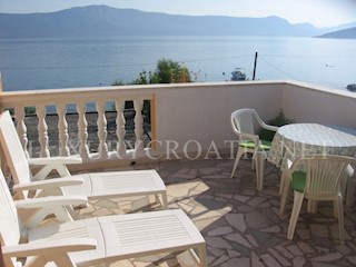 Seconda fila al mare in vendita, isola di Ciovo