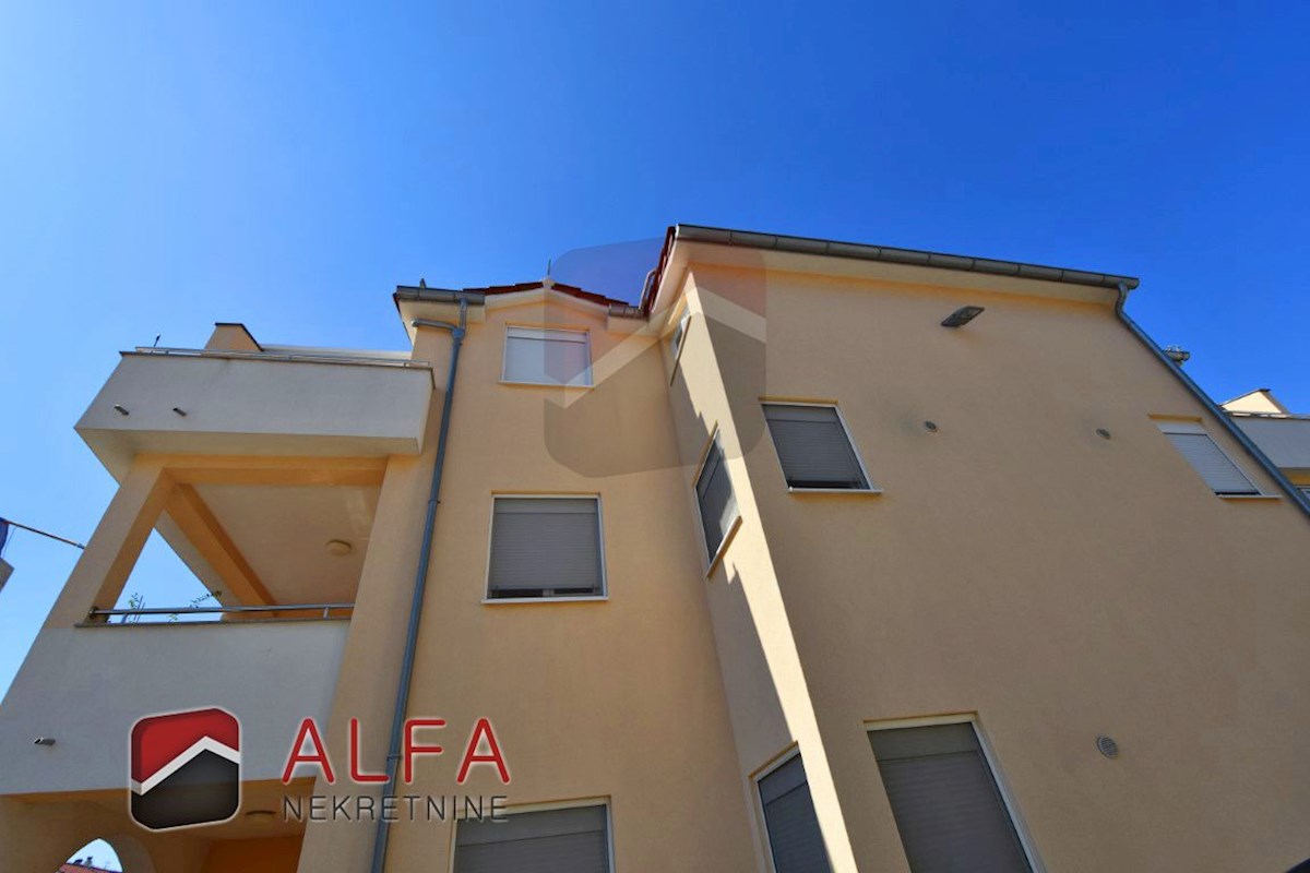 Croazia, Vodice, grazioso appartamento arredato e confortevole in vendita, due camere da letto