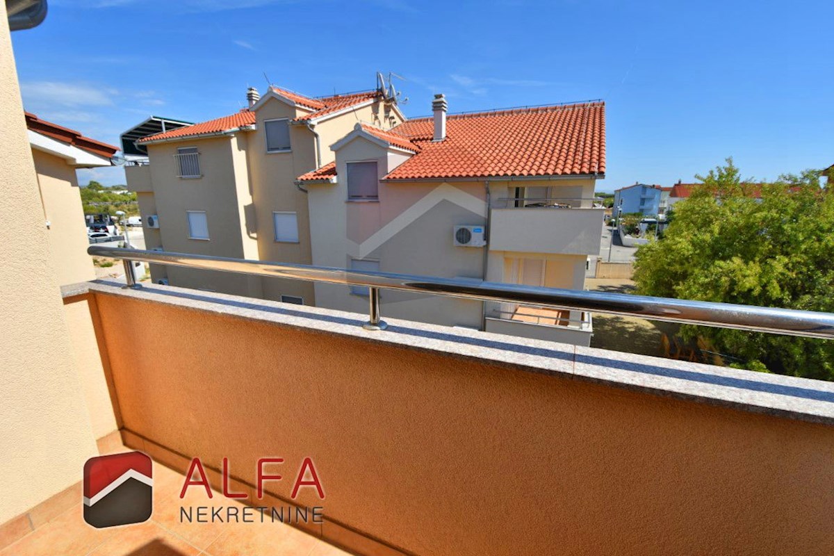 Croazia, Vodice, grazioso appartamento arredato e confortevole in vendita, due camere da letto