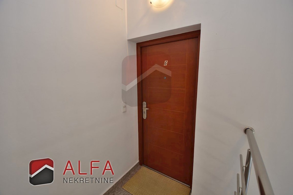 Croazia, Vodice, grazioso appartamento arredato e confortevole in vendita, due camere da letto