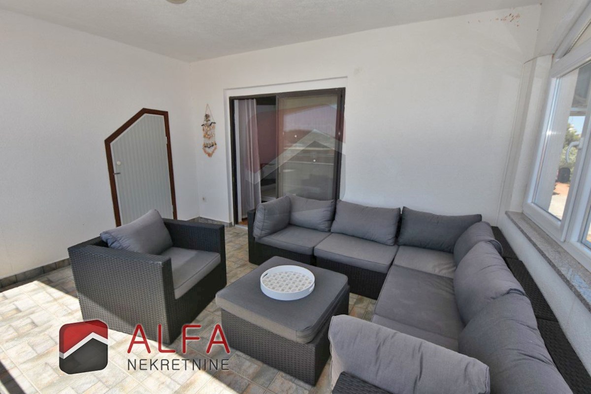 Croazia, Vodice, appartamento arredato e confortevole in vendita, primo piano