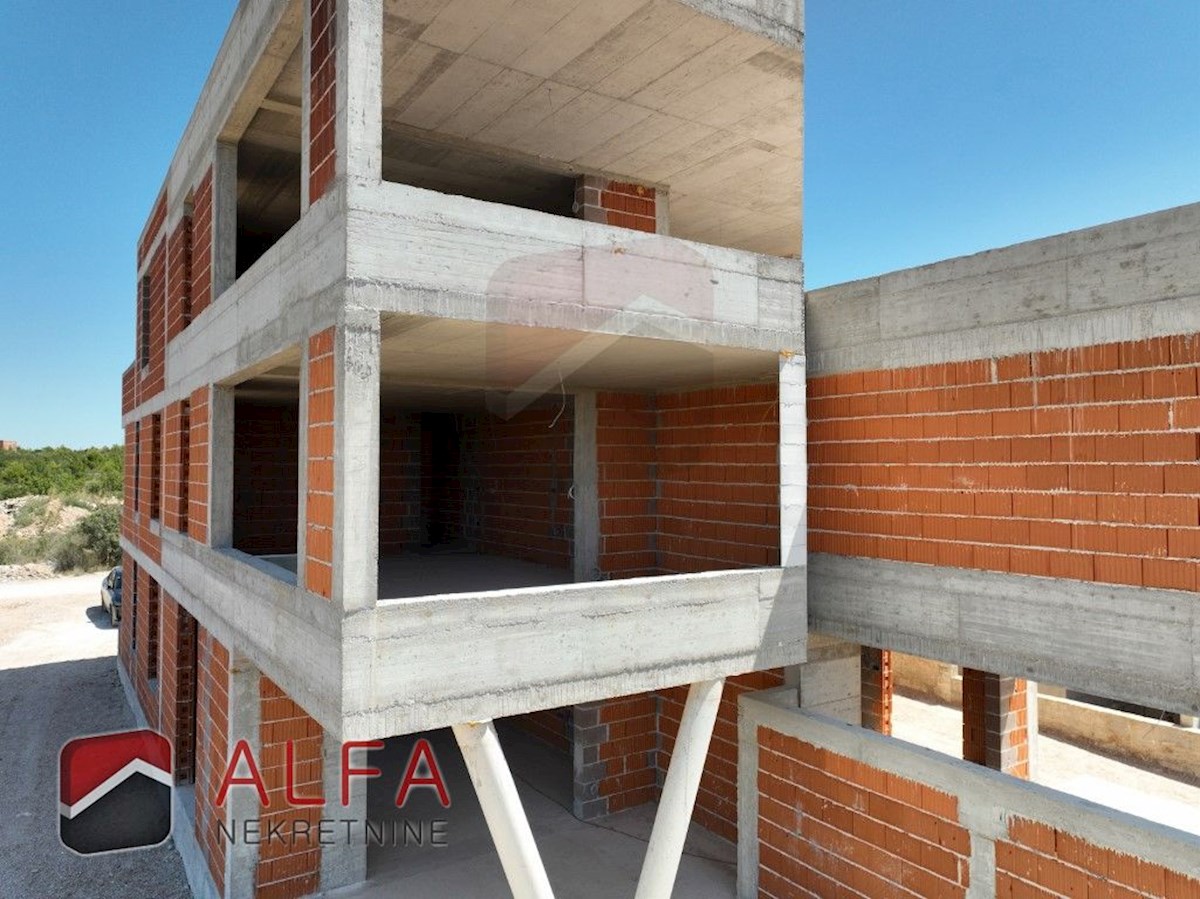 Croazia, Vodice, nuovo appartamento in vendita, primo piano, vista mare