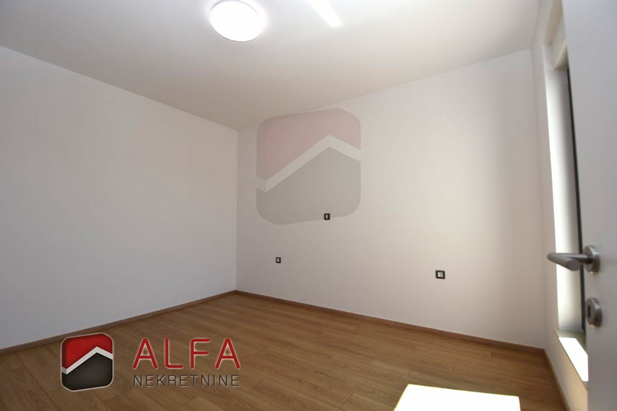 Croazia, Vodice, nuovo appartamento con due camere da letto in vendita, piano terra, giardino
