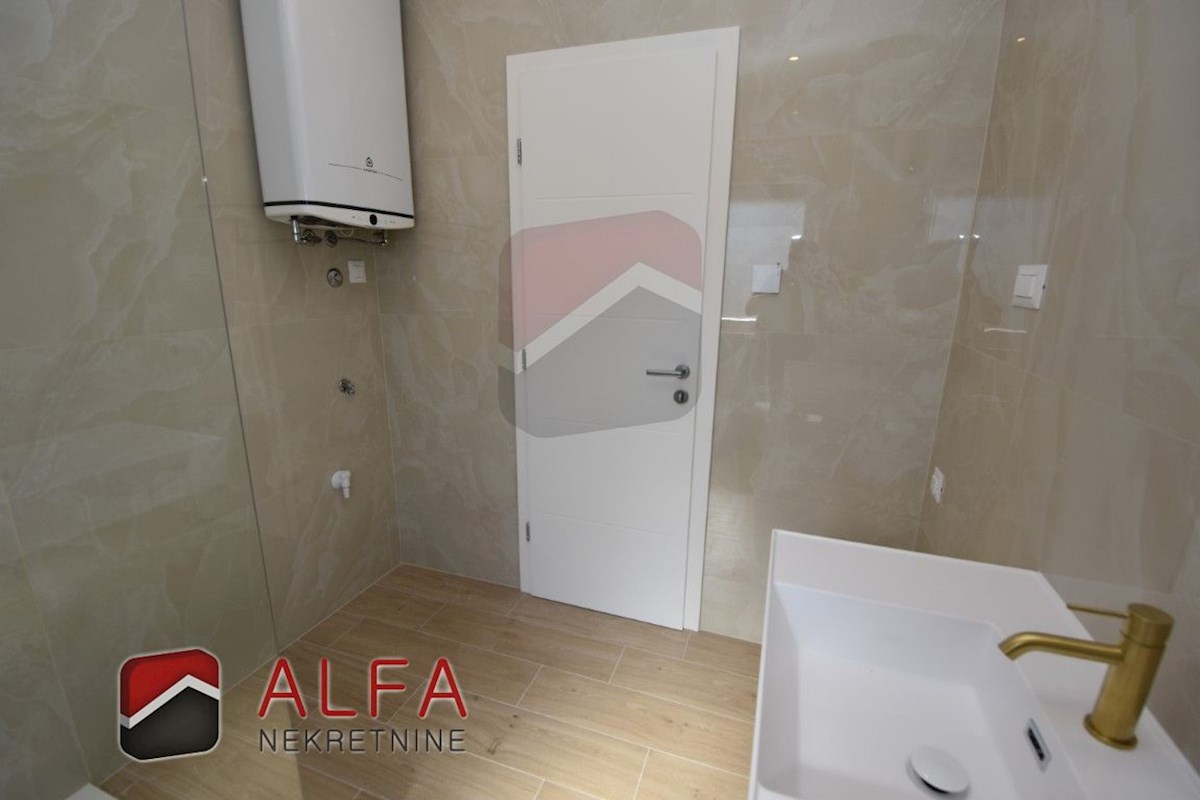 Croazia, Vodice, nuovo appartamento con due camere da letto in vendita, primo piano, vista mare