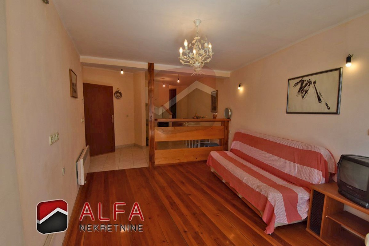 Croazia, Vodice, confortevole appartamento co