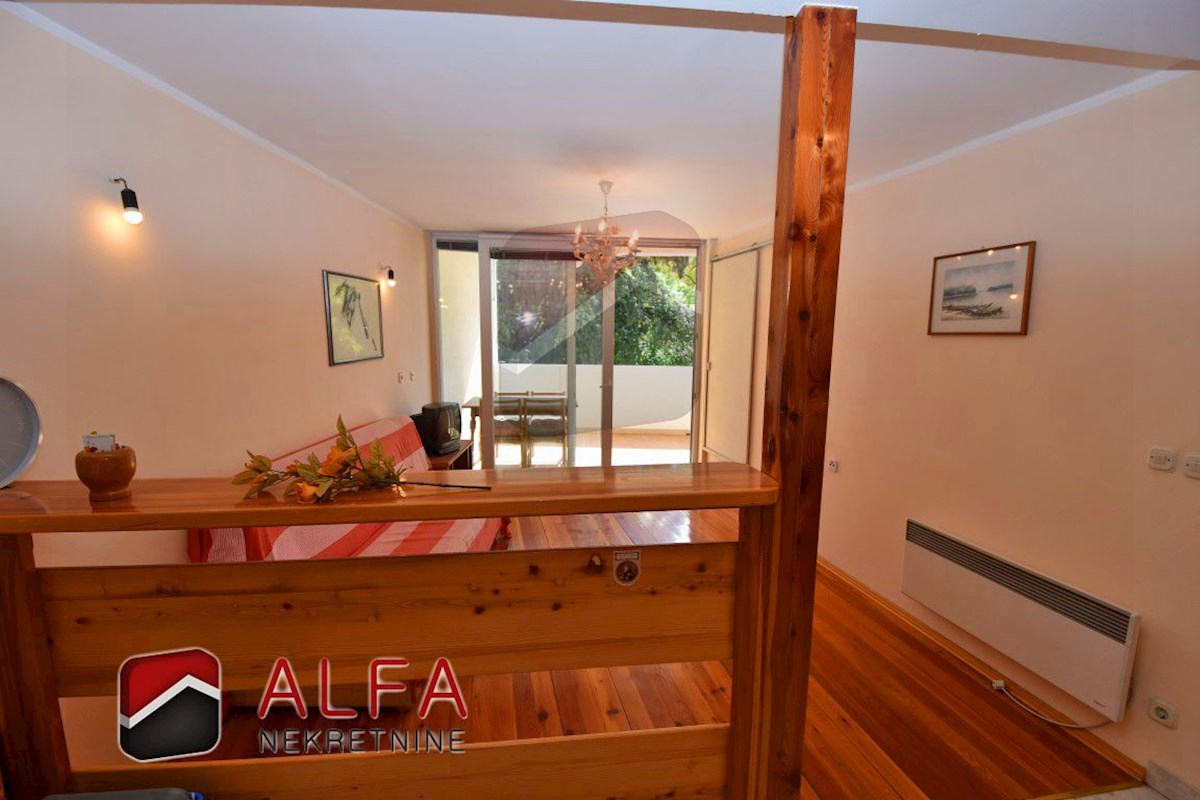 Croazia, Vodice, confortevole appartamento co