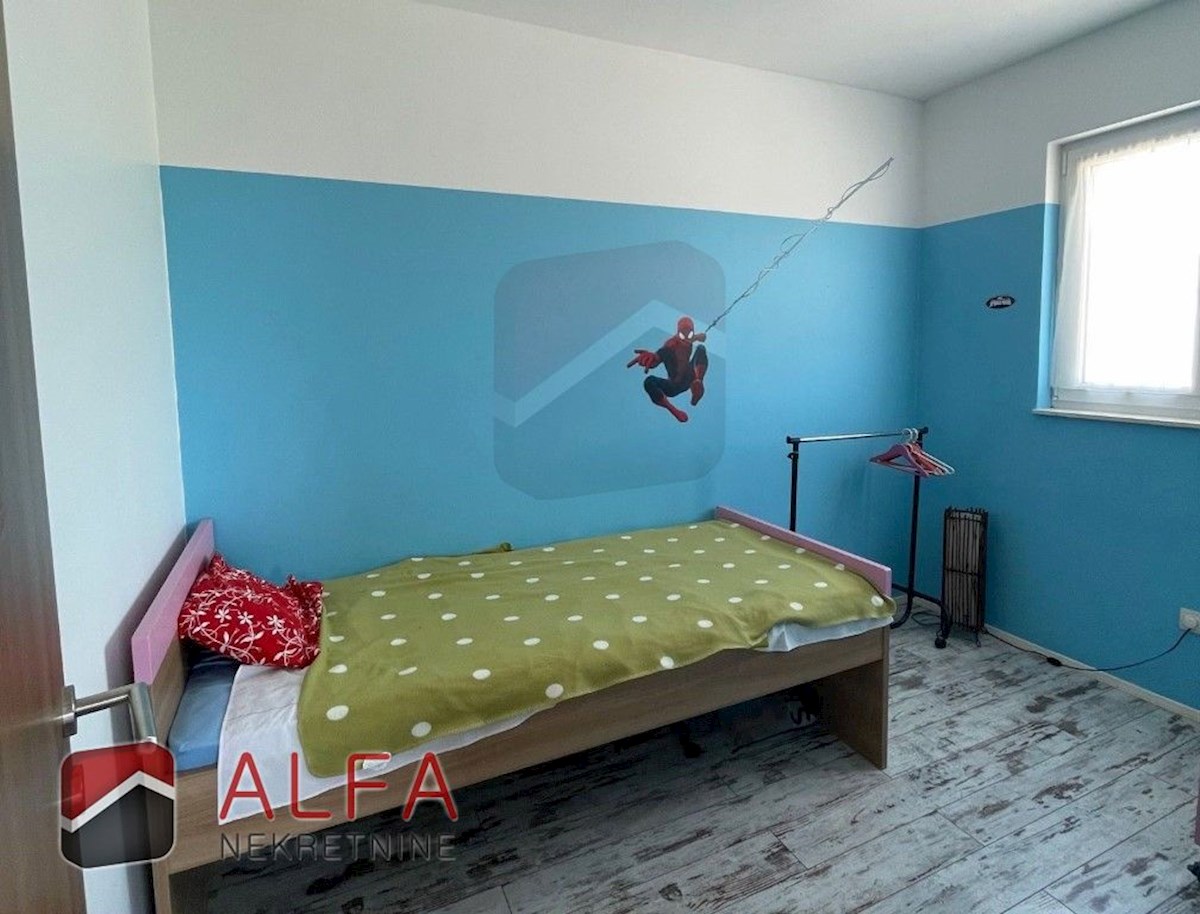 Croazia, Vodice, casa bifamiliare in vendita, con quattro camere da letto