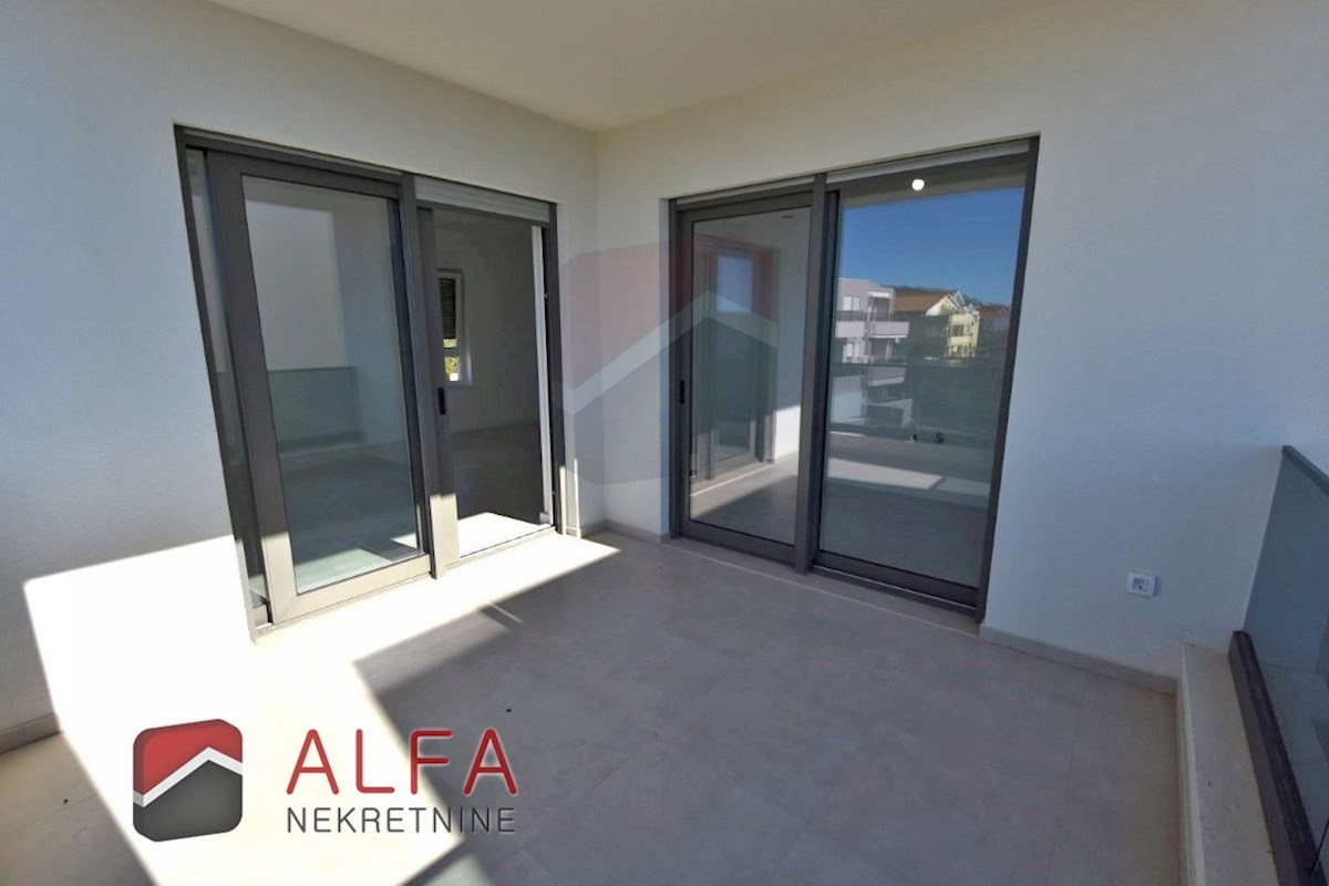 Croazia, Vodice, nuova costruzione - appartamento con due camere da letto, vista mare, secondo piano