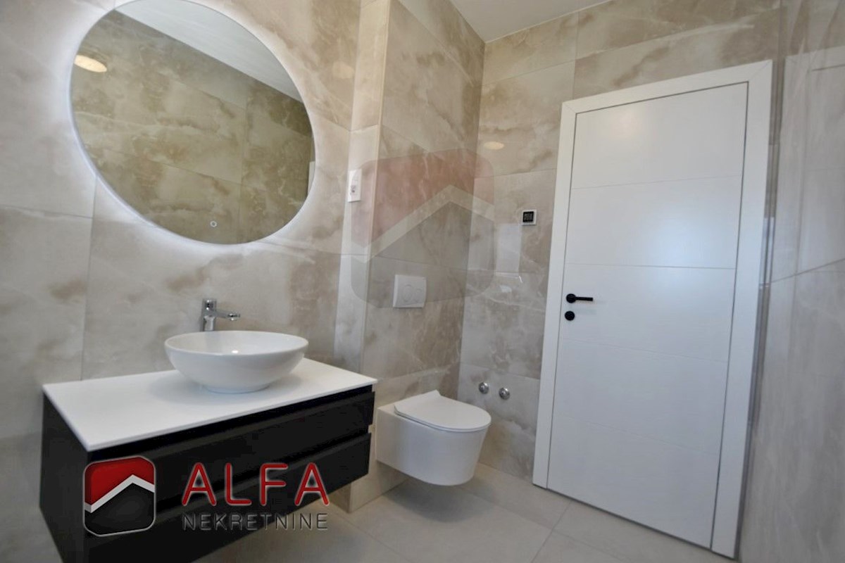 Croazia, Vodice, nuova costruzione - appartamento con due camere da letto, vista mare, secondo piano