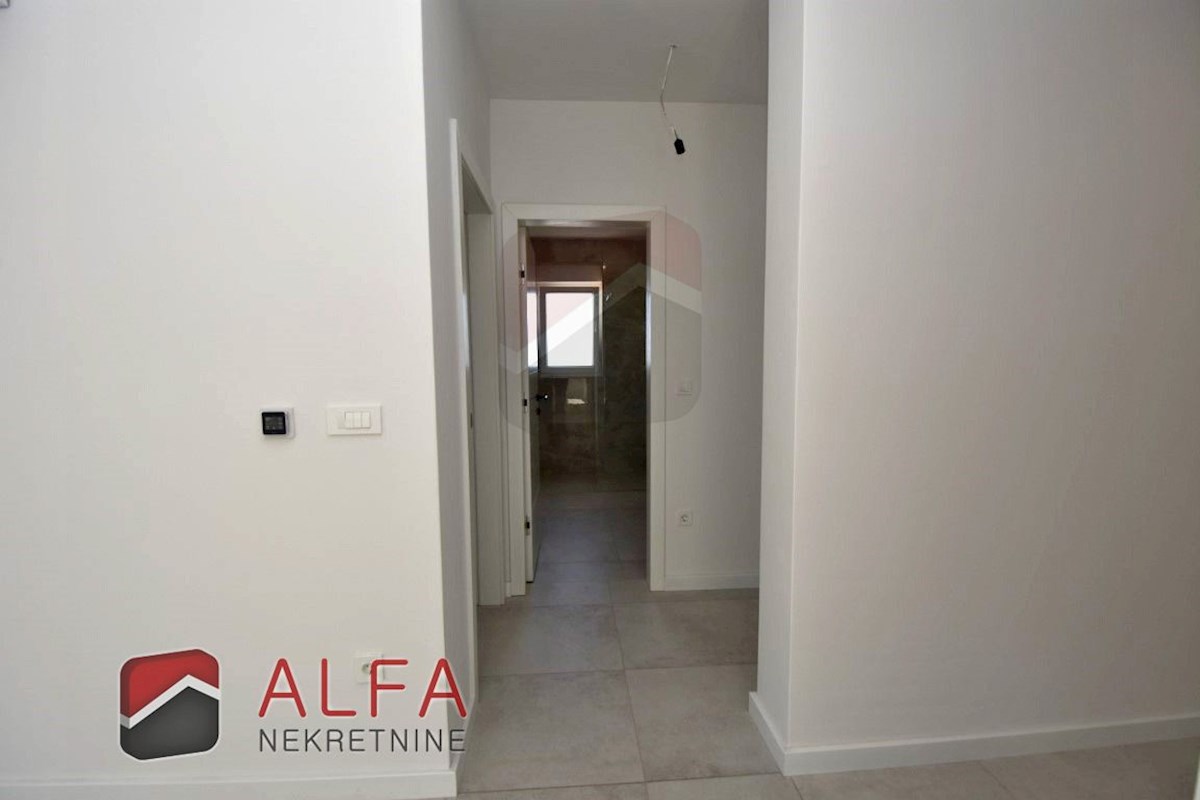 Croazia, Vodice, nuova costruzione - appartamento con due camere da letto, vista mare, secondo piano