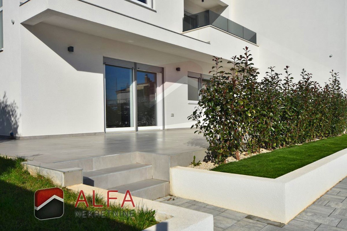 Croazia, Vodice, nuova casa bifamiliare in vendita