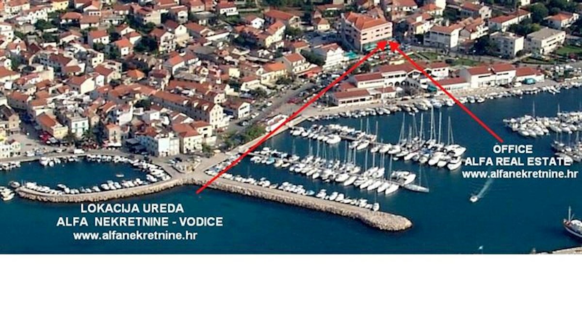 Croazia, Vodice, in vendita due appartamenti arredati + cortile 92 m2