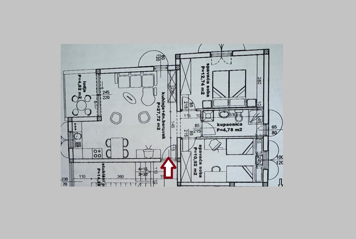 Croazia, Vodice – grazioso appartamento con due camere da letto in vendita al primo piano, vicino al mare