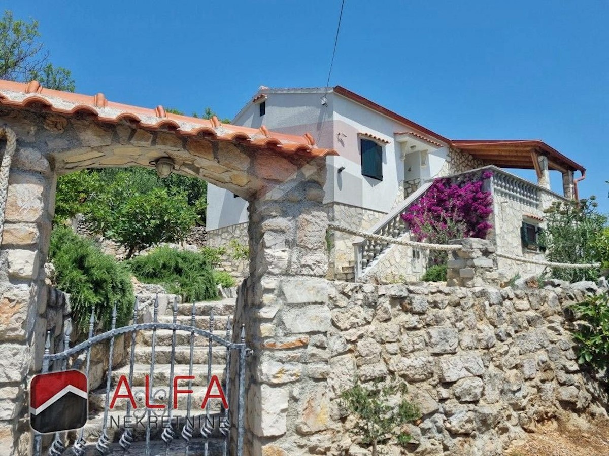 Croazia, Isola Prvić, Prvić Luka, bella casa indipendente con vista mare in vendita