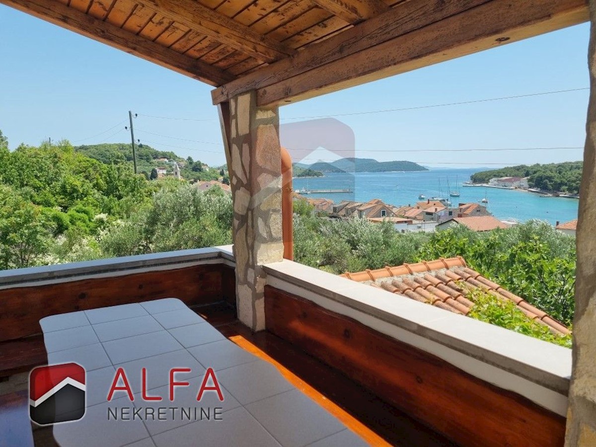 Croazia, Isola Prvić, Prvić Luka, bella casa indipendente con vista mare in vendita