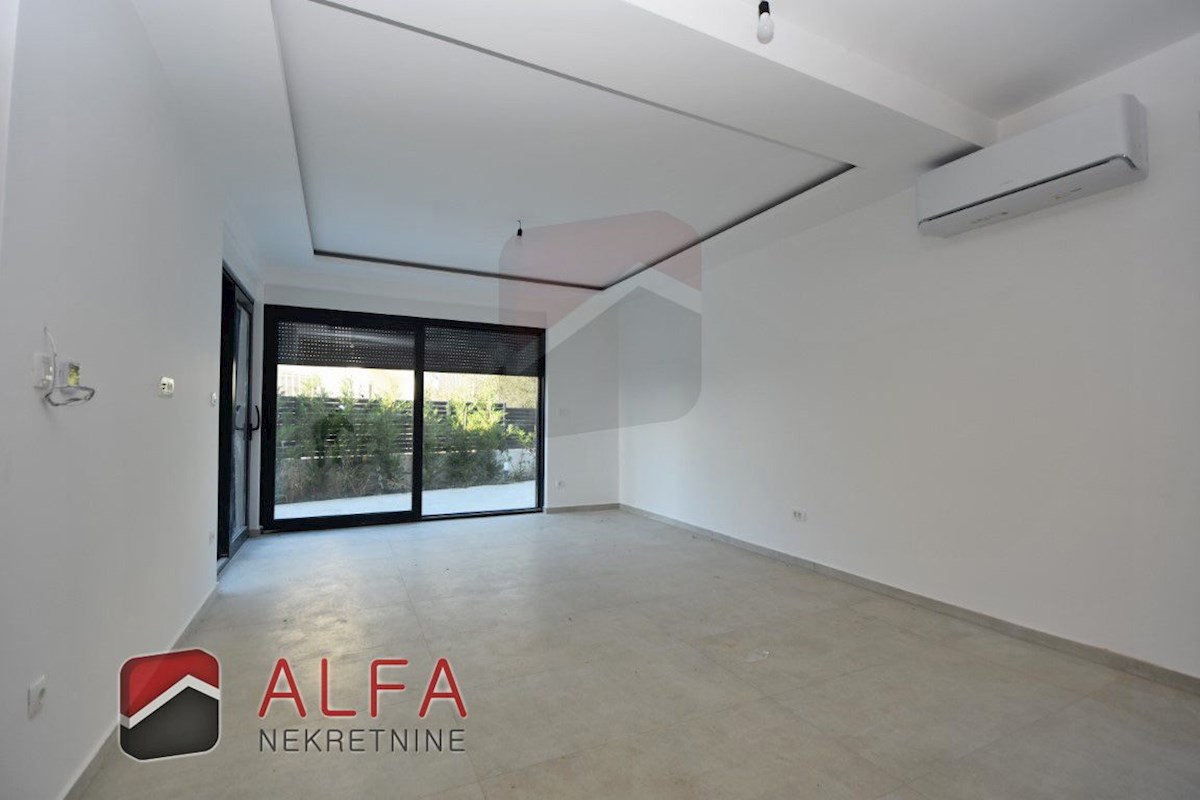 Croazia, Vodice, Srima, in vendita nuova casa bifamiliare, vicino al mare