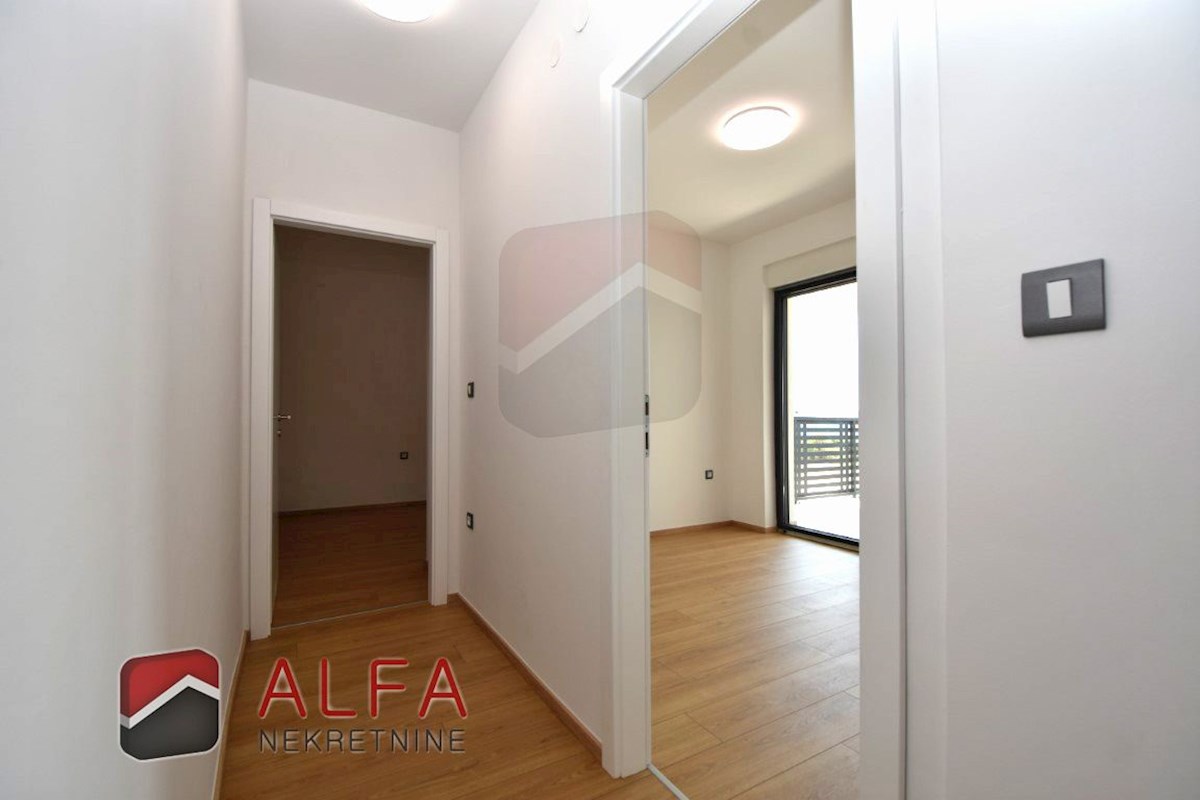 Croazia, Vodice, nuovo appartamento con due camere da letto in vendita, primo piano