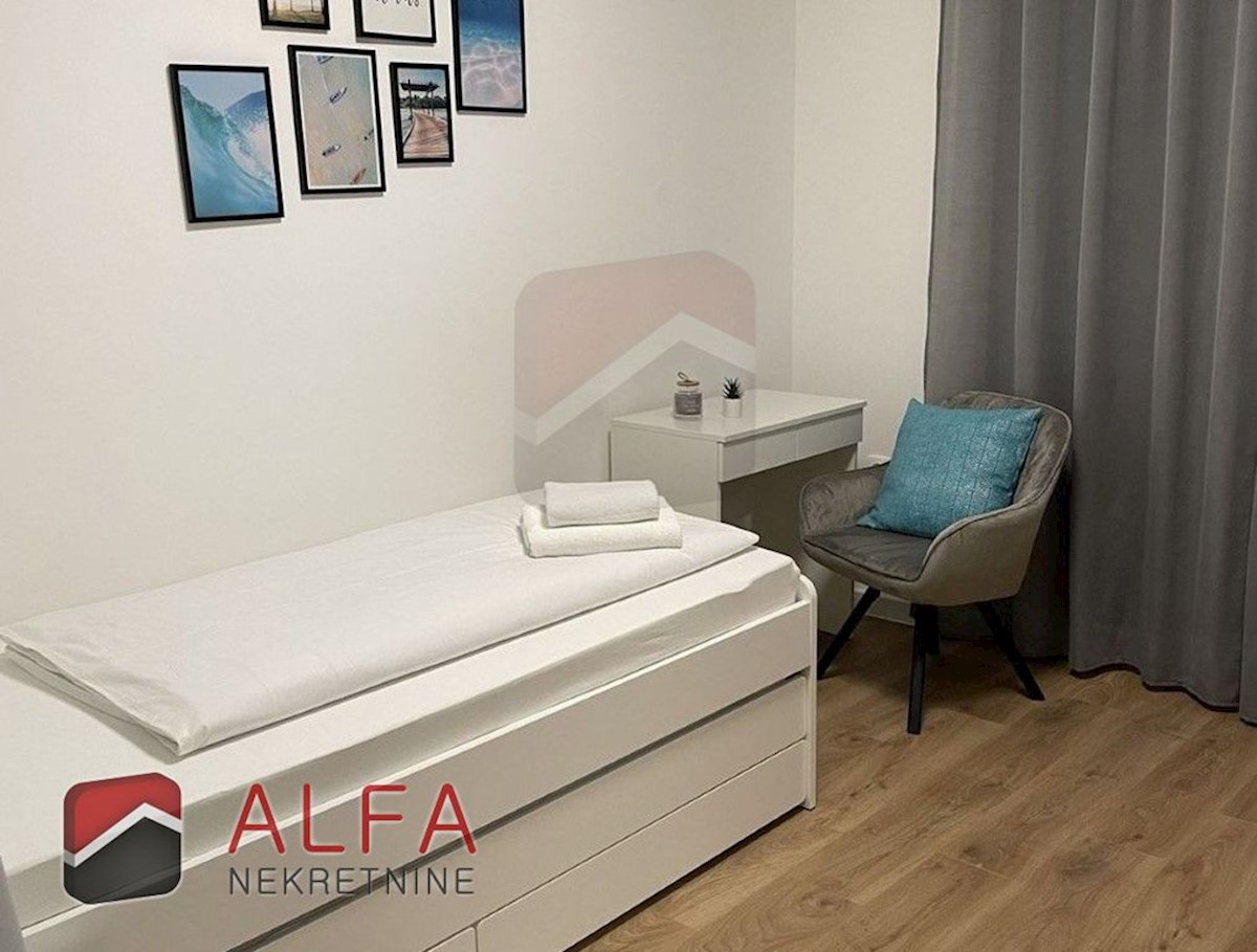 Croazia, Vodice – moderna casa di famiglia di nuova costruzione con piscina in vendita