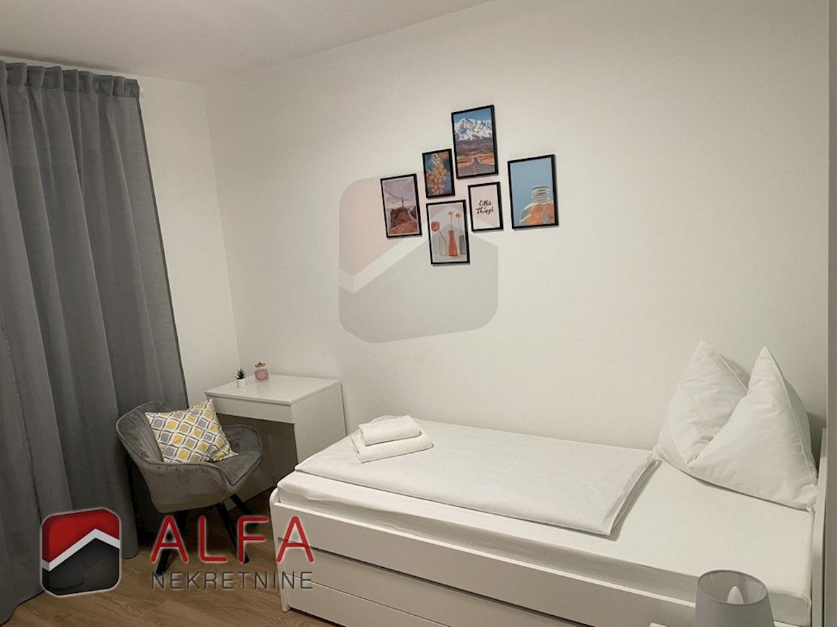 Croazia, Vodice – moderna casa di famiglia di nuova costruzione con piscina in vendita