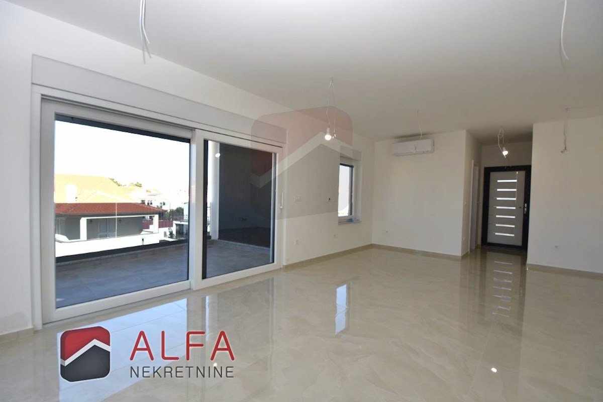 Croazia, Vodice – nuovo appartamento confortevole in vendita, secondo piano, riscaldamento a pavimento